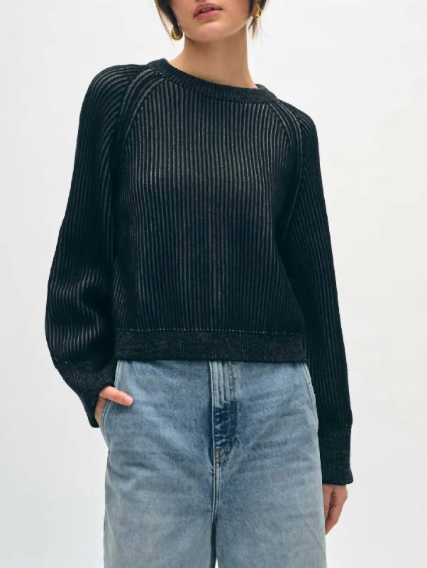 Organic Cotton Plaited Crewneck In BlackLongline Knit Tops