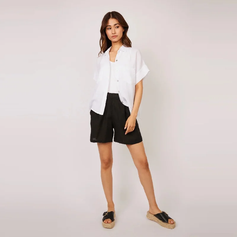 Relaxed Fit Short Sleeve TopsShort Sleeve Double Pocket Linen Blouse (White)